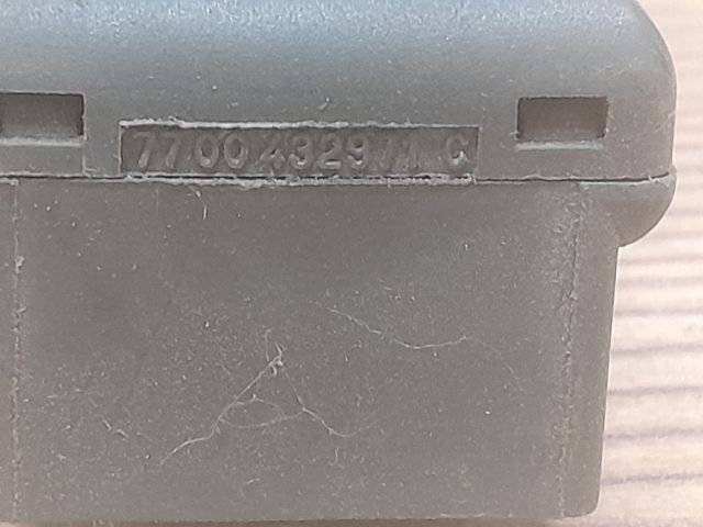 bontott RENAULT SCÉNIC I Tükör Kapcsoló