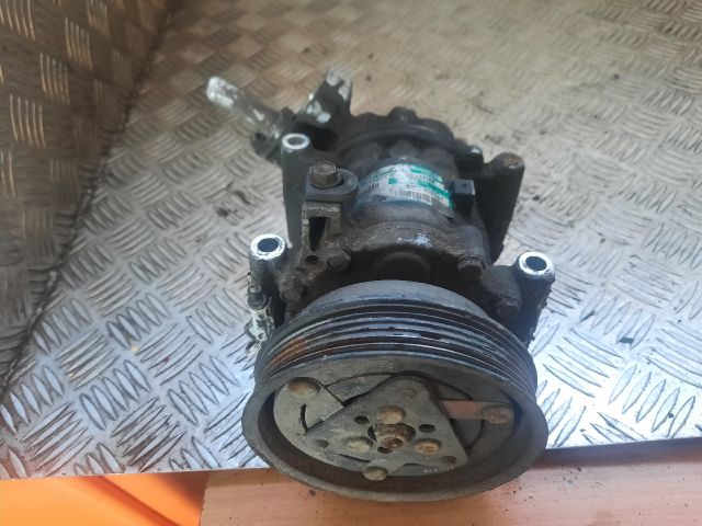 bontott RENAULT SCÉNIC II Klímakompresszor