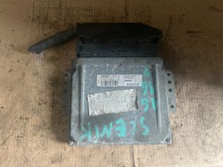 bontott RENAULT SCÉNIC II Motorvezérlő