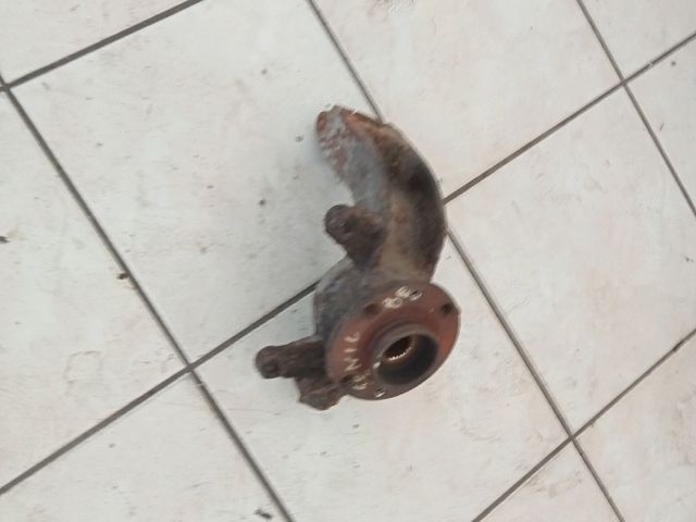 bontott RENAULT SCÉNIC II Bal első Csonkállvány Kerékaggyal