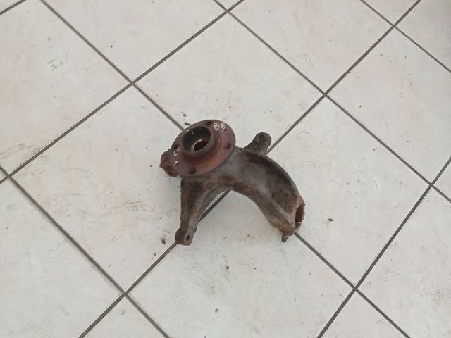 bontott RENAULT SCÉNIC II Bal első Csonkállvány Kerékaggyal