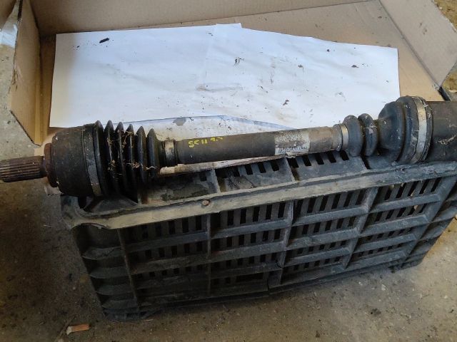 bontott RENAULT SCÉNIC II Bal Féltengely