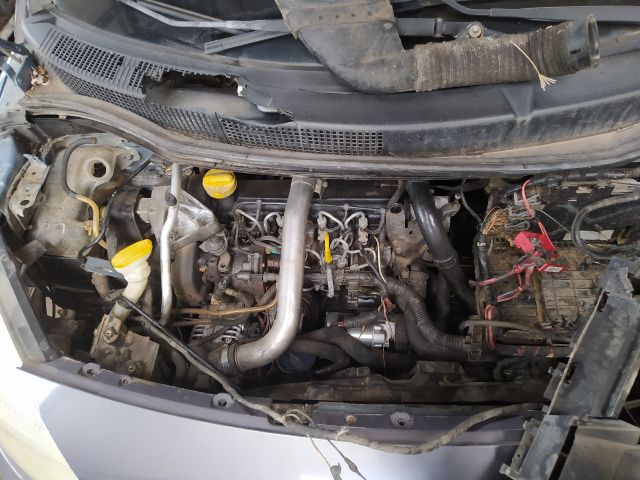 bontott RENAULT SCÉNIC II Generátor