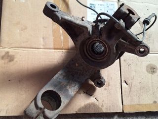 bontott RENAULT SCÉNIC II Jobb első Csonkállvány Kerékaggyal