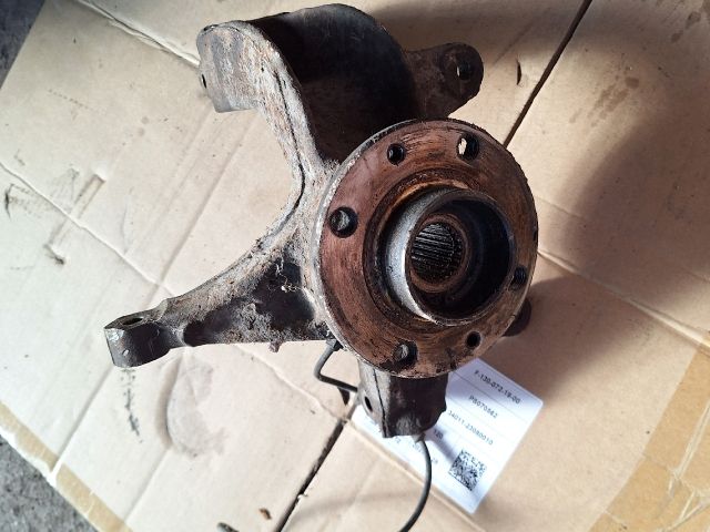 bontott RENAULT SCÉNIC II Jobb első Csonkállvány Kerékaggyal