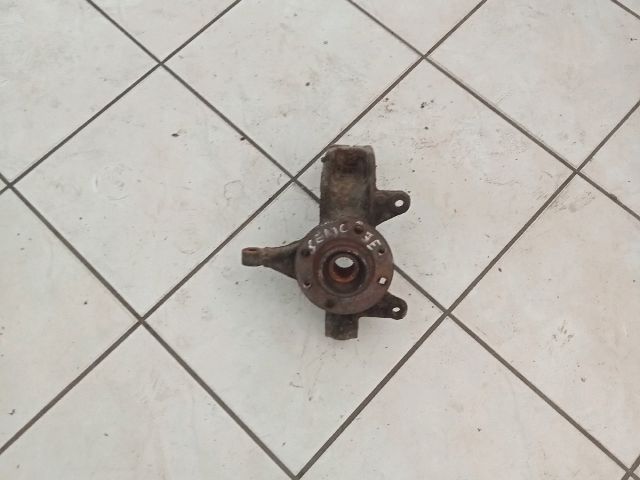 bontott RENAULT SCÉNIC II Jobb első Csonkállvány Kerékaggyal