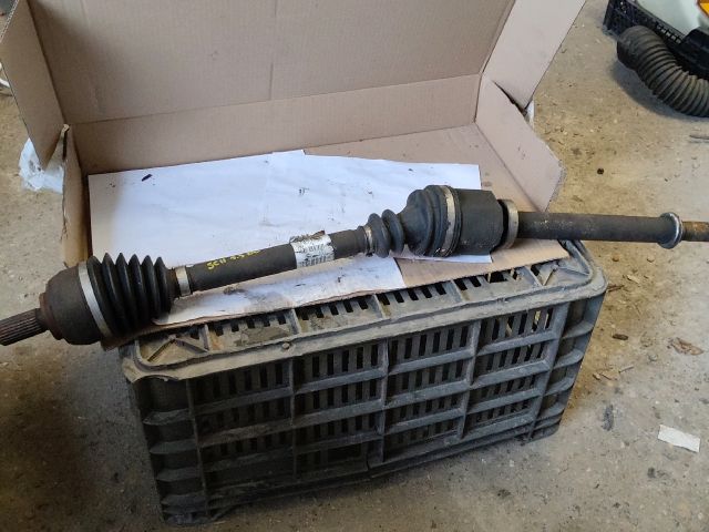 bontott RENAULT SCÉNIC II Jobb Féltengely