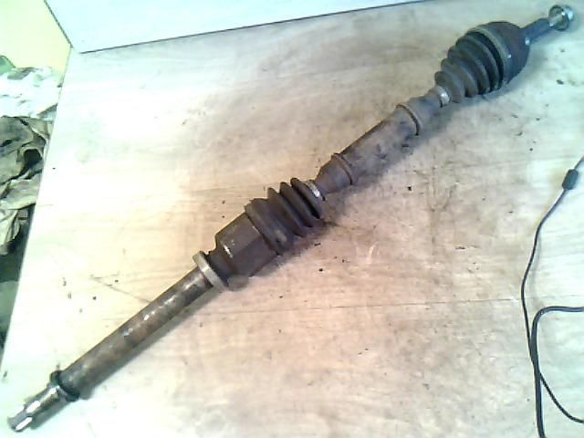 bontott RENAULT SCÉNIC II Jobb Féltengely