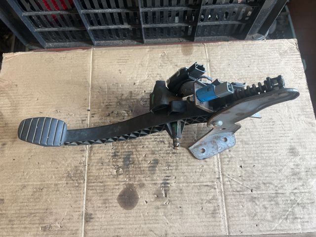 bontott RENAULT SCÉNIC II Kuplung Pedál