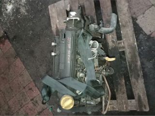 bontott RENAULT SCÉNIC II Motor (Fűzött blokk hengerfejjel)