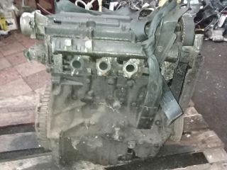 bontott RENAULT SCÉNIC II Motor (Fűzött blokk hengerfejjel)