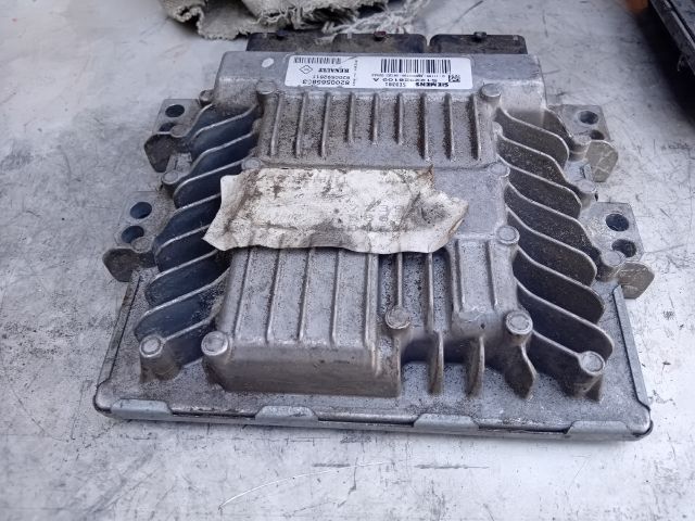 bontott RENAULT SCÉNIC II Motorvezérlő