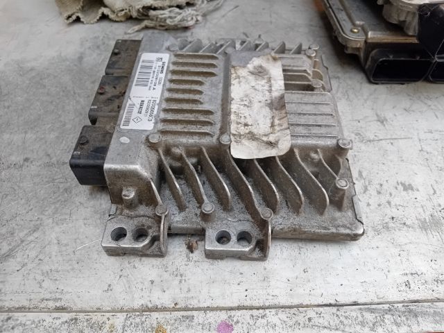 bontott RENAULT SCÉNIC II Motorvezérlő