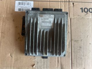 bontott RENAULT SCÉNIC II Motorvezérlő