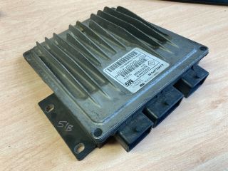 bontott RENAULT SCÉNIC II Motorvezérlő