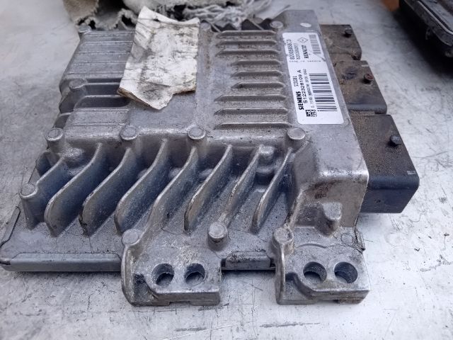 bontott RENAULT SCÉNIC II Motorvezérlő