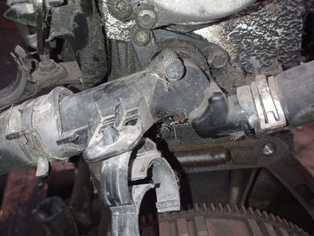 bontott RENAULT SCÉNIC II Termosztátház