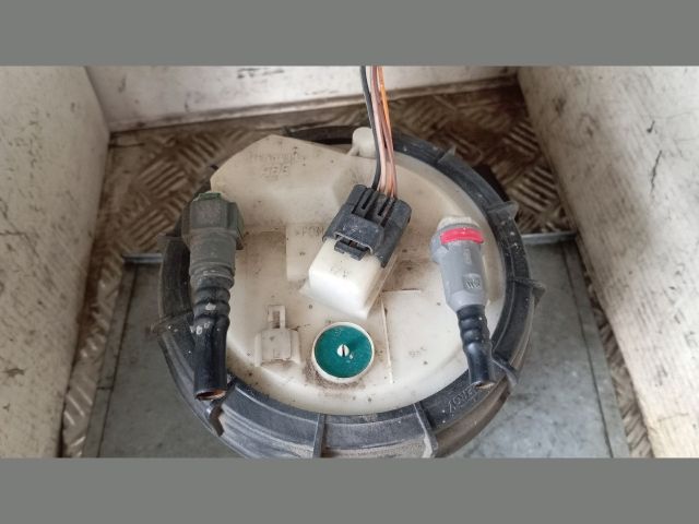 bontott RENAULT SCÉNIC II Üzemanyagszint Jeladó