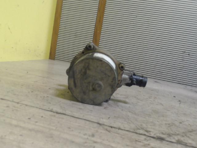 bontott RENAULT SCÉNIC II Vákumpumpa