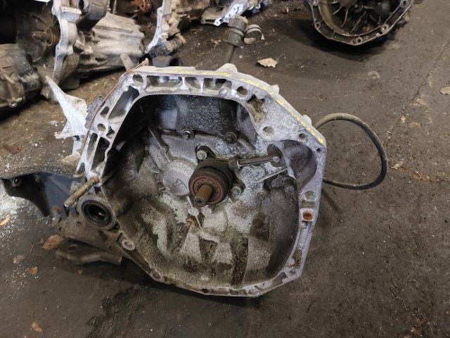 bontott RENAULT SCÉNIC II Váltó (Mechanikus)