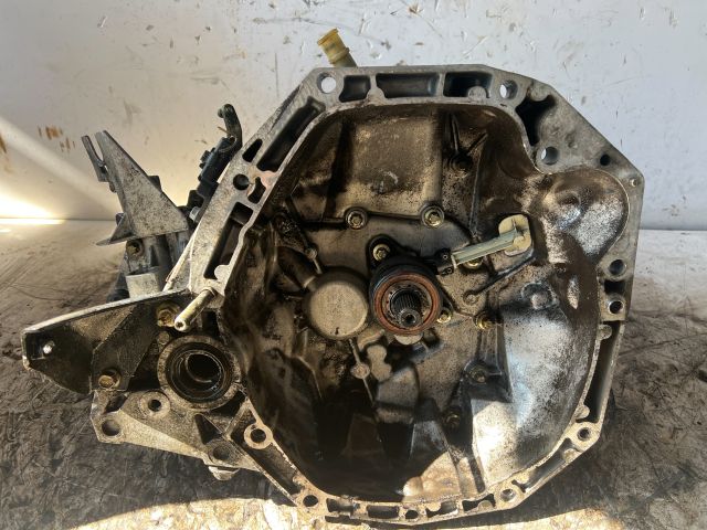 bontott RENAULT SCÉNIC II Váltó (Mechanikus)