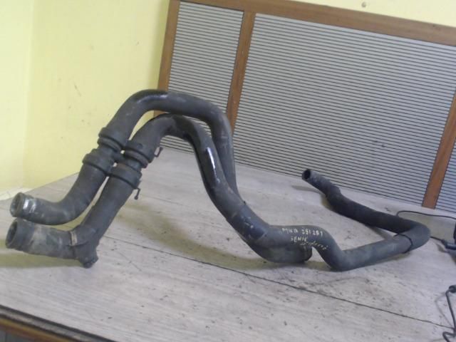 bontott RENAULT SCÉNIC II Vízcső