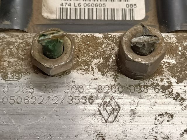 bontott RENAULT SCÉNIC II ABS Kocka