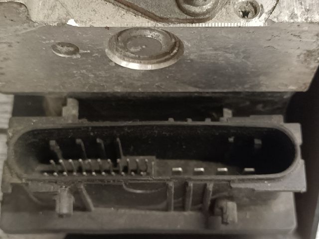 bontott RENAULT SCÉNIC II ABS Kocka