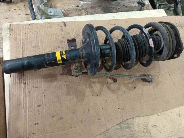 bontott RENAULT SCÉNIC II Bal első Gólyaláb (Lengécsillapító, Rugó)