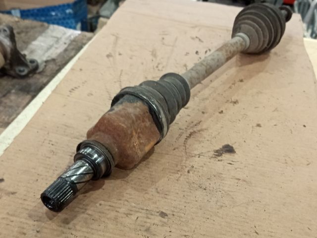 bontott RENAULT SCÉNIC II Bal Féltengely