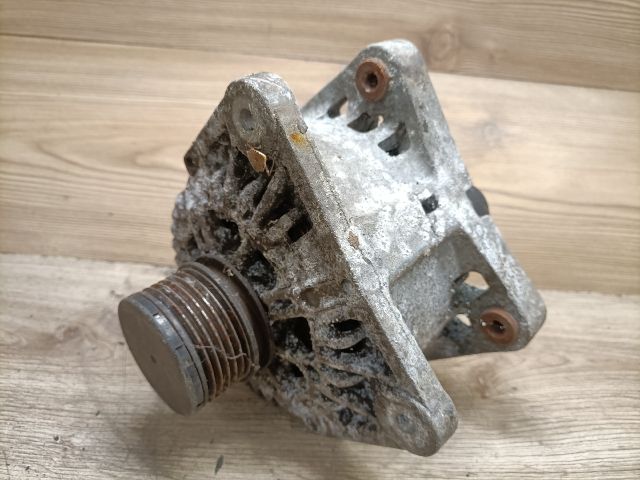 bontott RENAULT SCÉNIC II Generátor