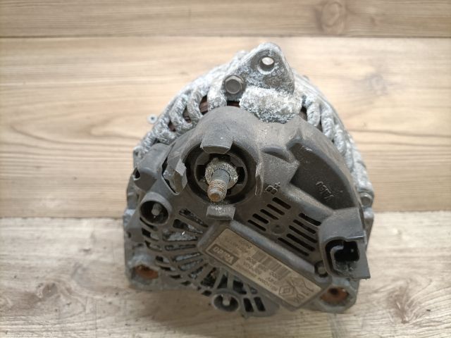 bontott RENAULT SCÉNIC II Generátor