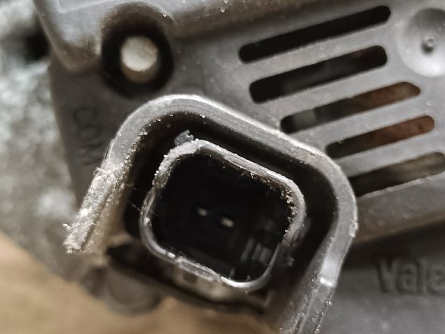 bontott RENAULT SCÉNIC II Generátor