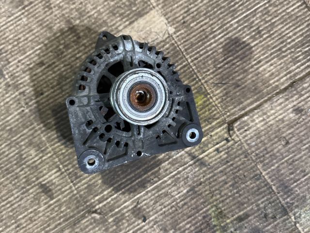 bontott RENAULT SCÉNIC II Generátor