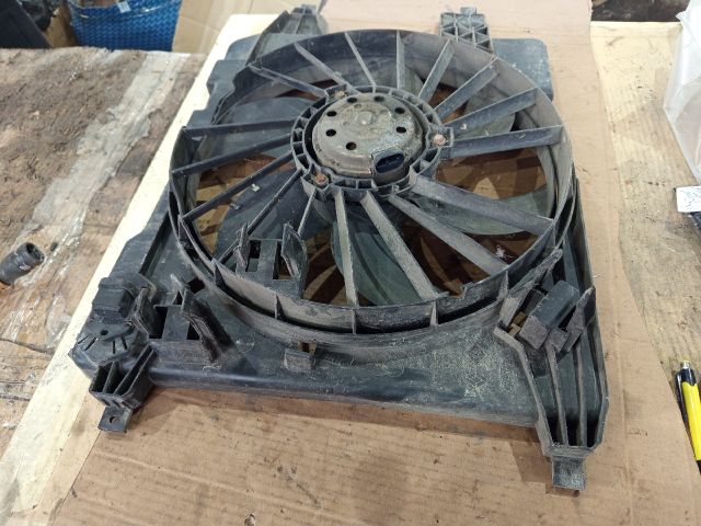 bontott RENAULT SCÉNIC II Hűtőventilátor