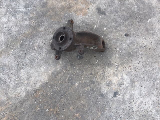 bontott RENAULT SCÉNIC II Jobb első Csonkállvány Kerékaggyal