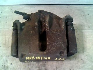 bontott RENAULT SCÉNIC II Jobb első Féknyereg Munkahengerrel