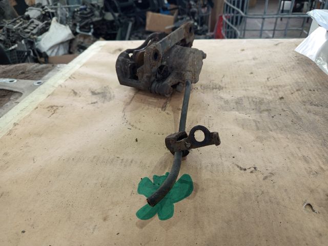 bontott RENAULT SCÉNIC II Jobb első Féknyereg Munkahengerrel