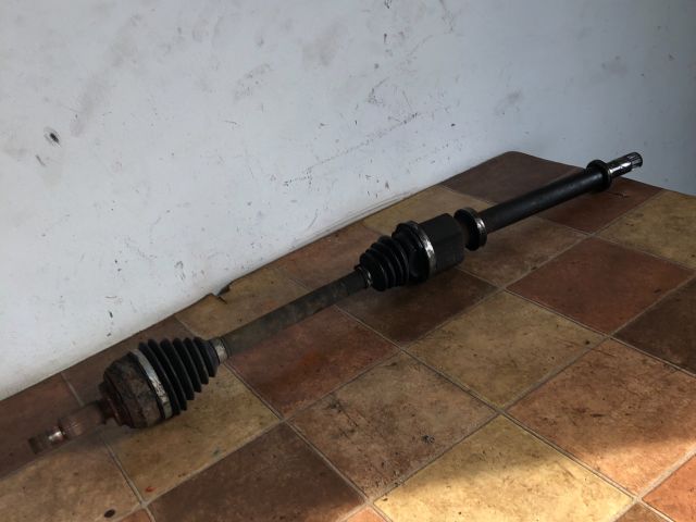 bontott RENAULT SCÉNIC II Jobb Féltengely