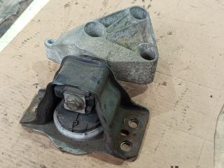 bontott RENAULT SCÉNIC II Motor Tartó Bak (Fém)