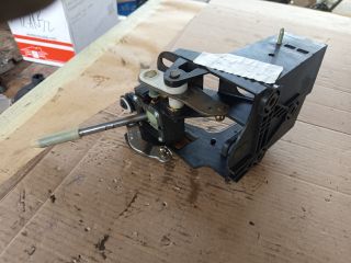 bontott RENAULT SCÉNIC II Váltó Kulissza