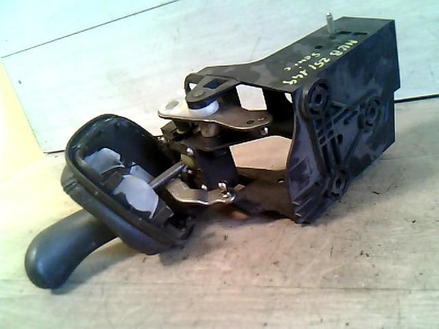 bontott RENAULT SCÉNIC II Váltó Kulissza