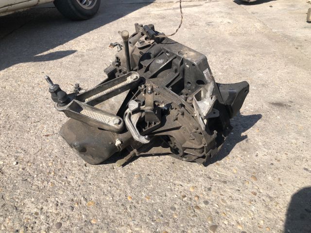 bontott RENAULT SCÉNIC II Váltó (Mechanikus)