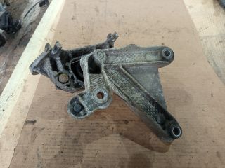 bontott RENAULT SCÉNIC II Váltó Tartó Bak (Pozíciófüggetlen)