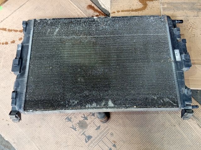 bontott RENAULT SCÉNIC II Vízhűtő Radiátor (Klímás)