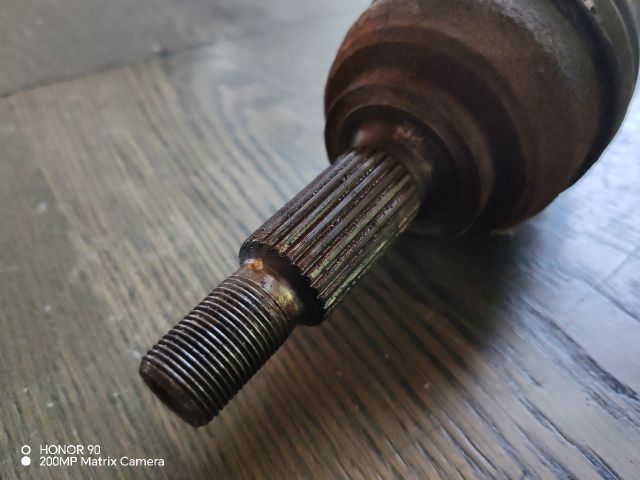 bontott RENAULT SCÉNIC II Bal Féltengely