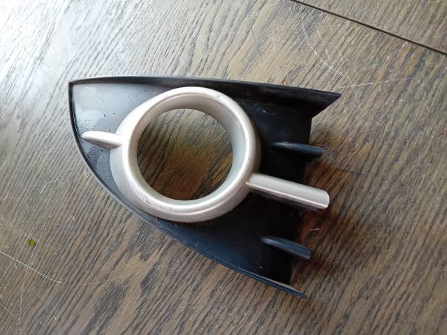 bontott RENAULT SCÉNIC II Bal Ködlámpa Rács