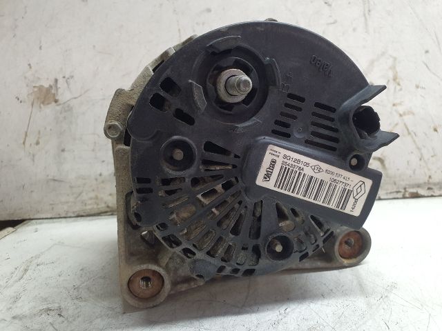 bontott RENAULT SCÉNIC II Generátor