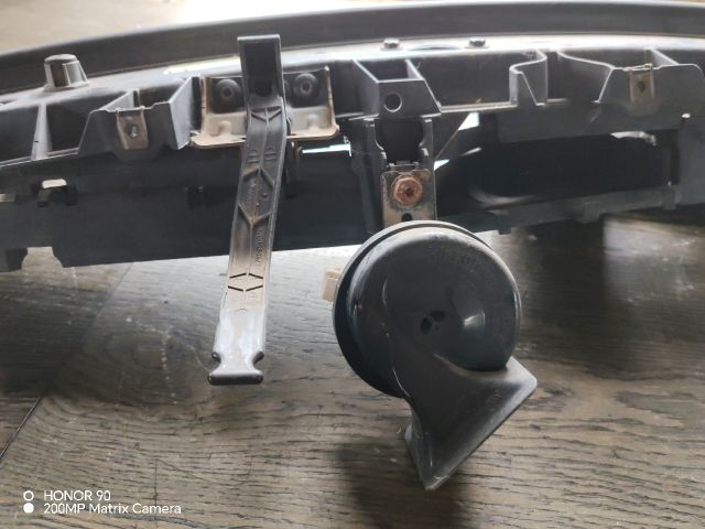 bontott RENAULT SCÉNIC II Homlokfal (Üres lemez)