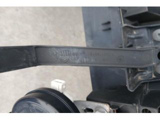 bontott RENAULT SCÉNIC II Homlokfal (Üres lemez)